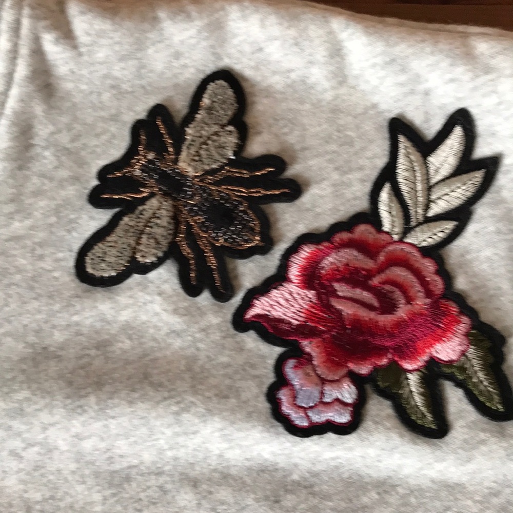 H&M PATCH HOODIE - Picture 4 of 6